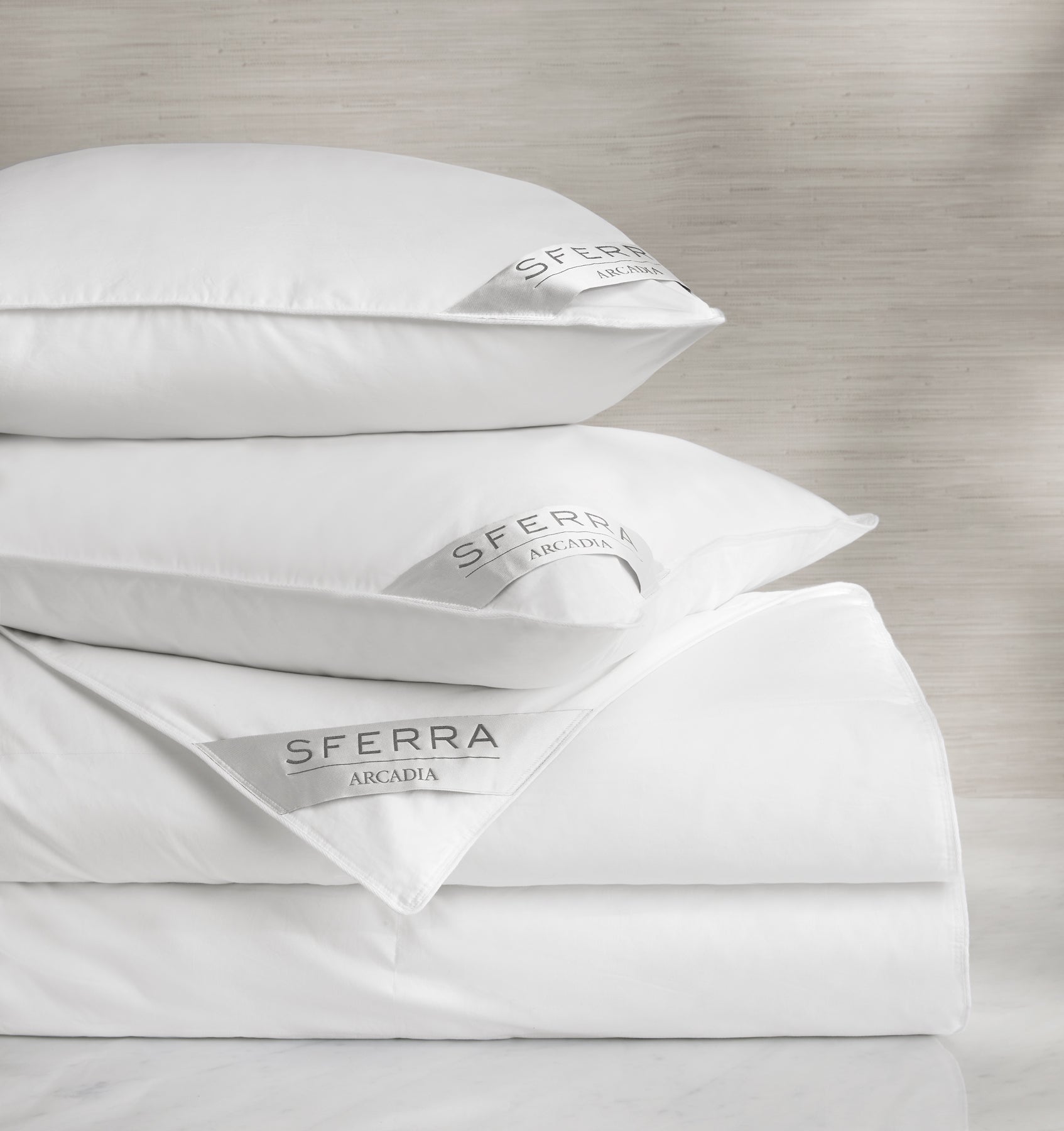 Arcadia Duvet - Down Alternative Comforter | SFERRA