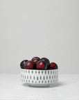 Alveare bowl with fruit