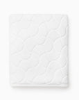 Oasi white bath sheet folded