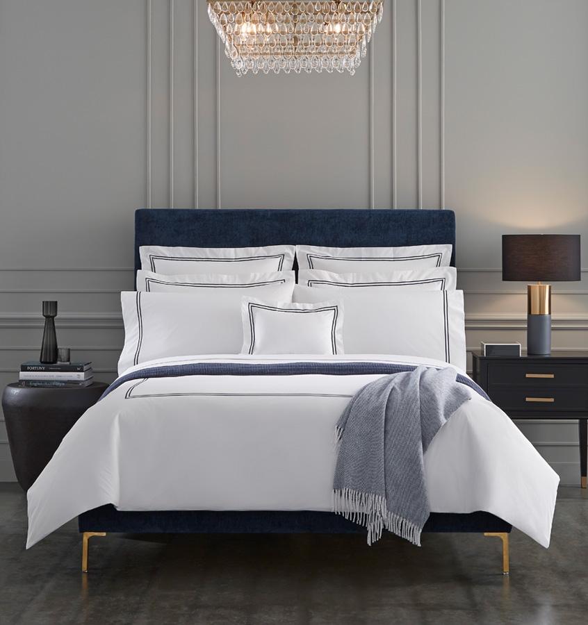 SFERRA luxury Grande Hotel percale fitted sheet is embroidered with satin stitch like the crisp, tailored sheeting gracing the world's finest hotels.