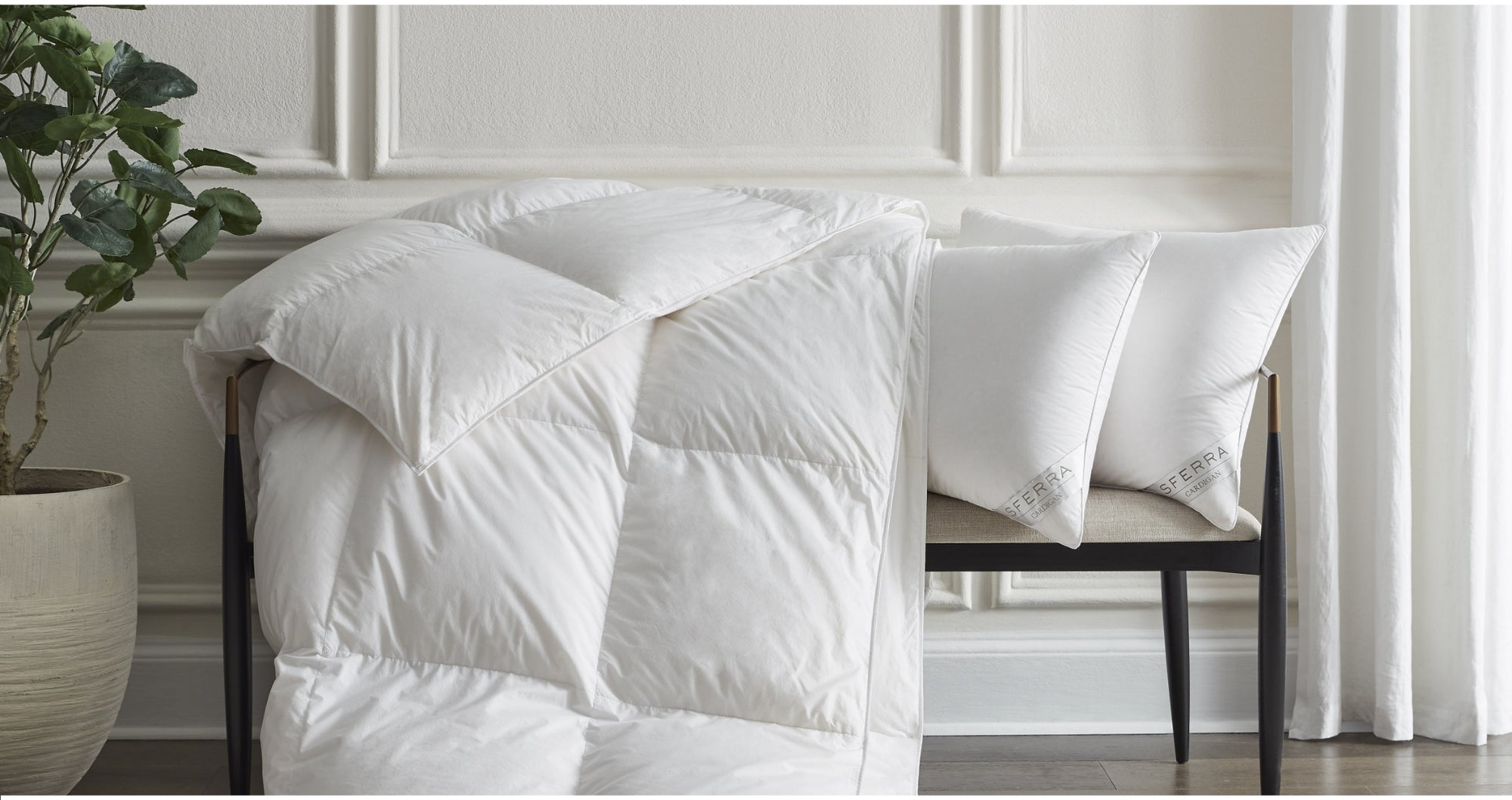 Cardigan down pillows & duvet 