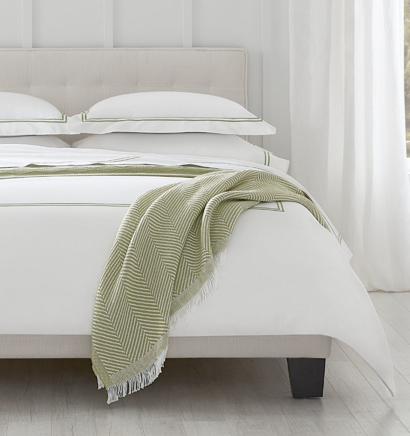 Grande Hotel Duvet Cover | WHITE/TAUPE