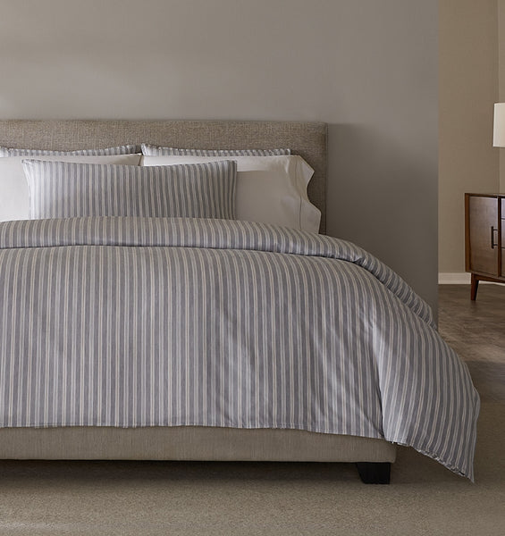 Leranto Duvet Cover - Sateen Striped Duvet Cover | SFERRA