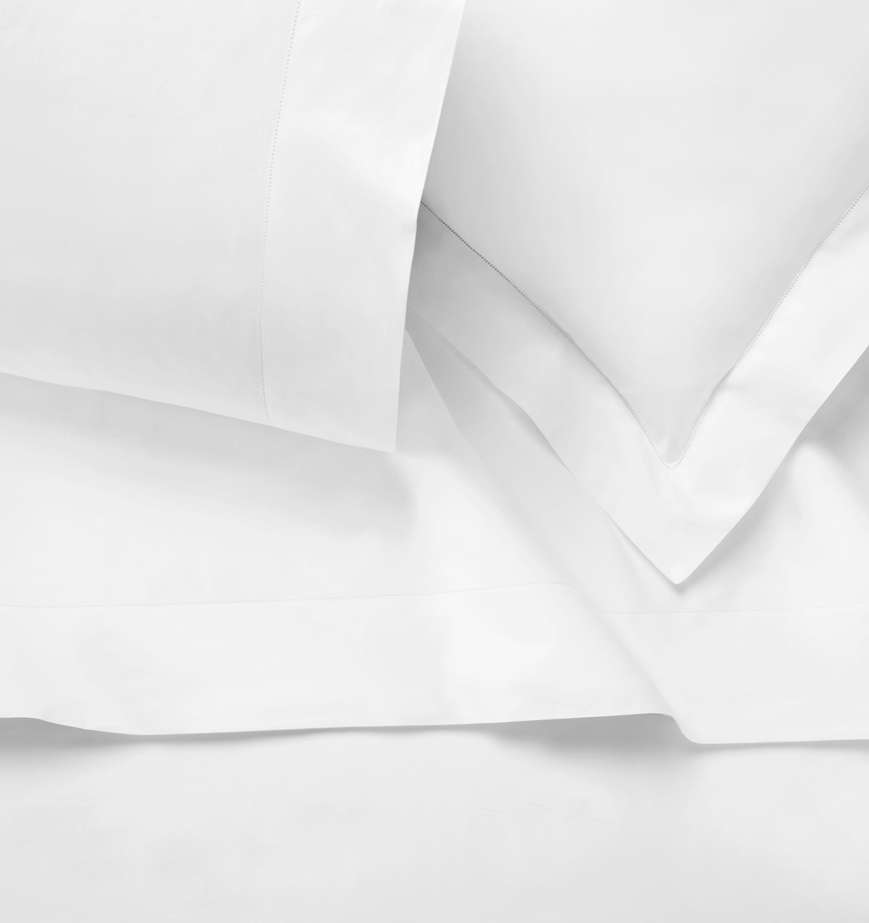 SFERRA Giza 45 Percale sham, pillowcase & flat sheet