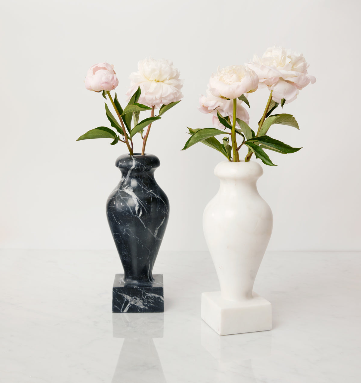SFERRA Vara Marble Pedestal Vase