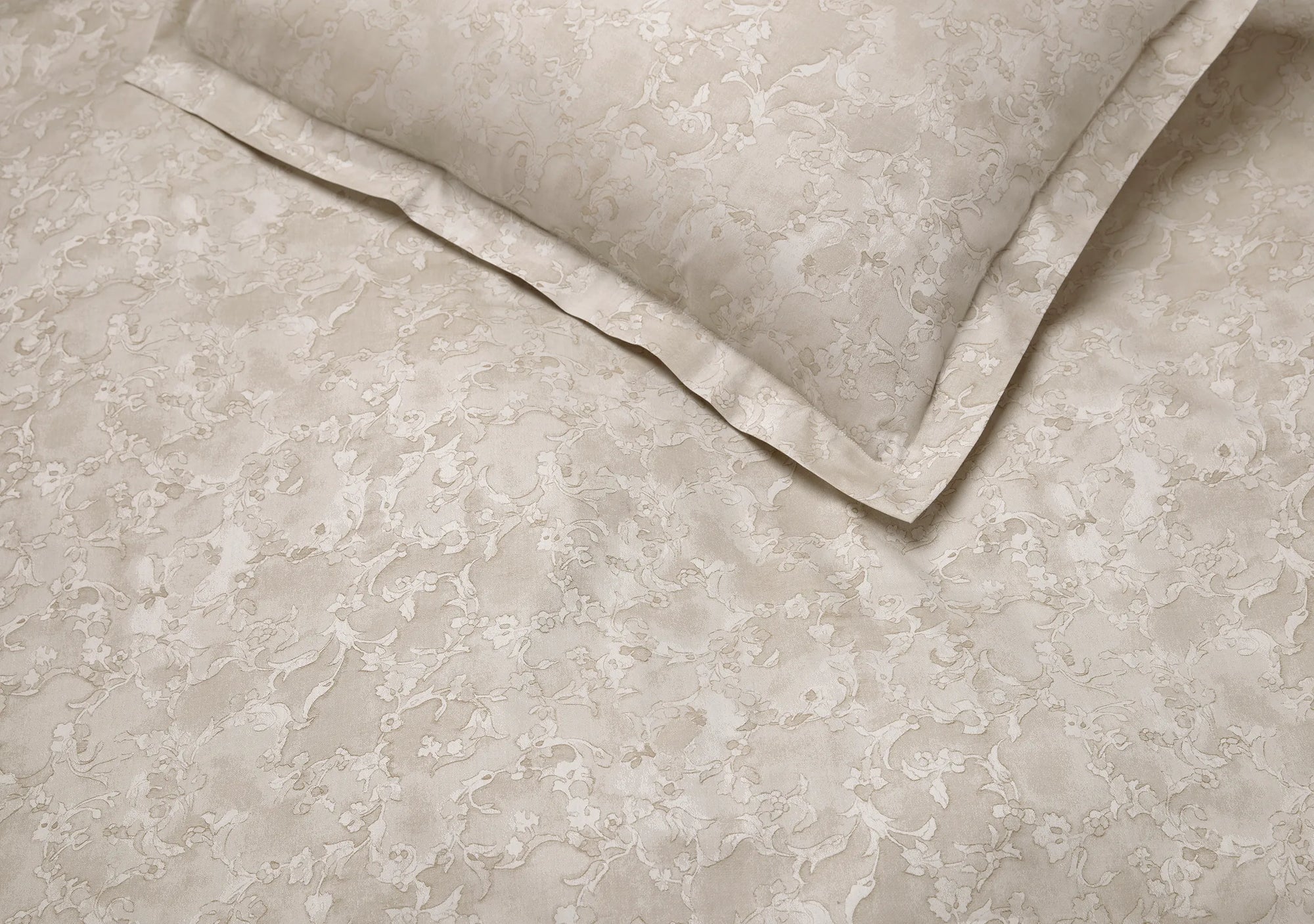 Altea Khaki duvet cover and sham