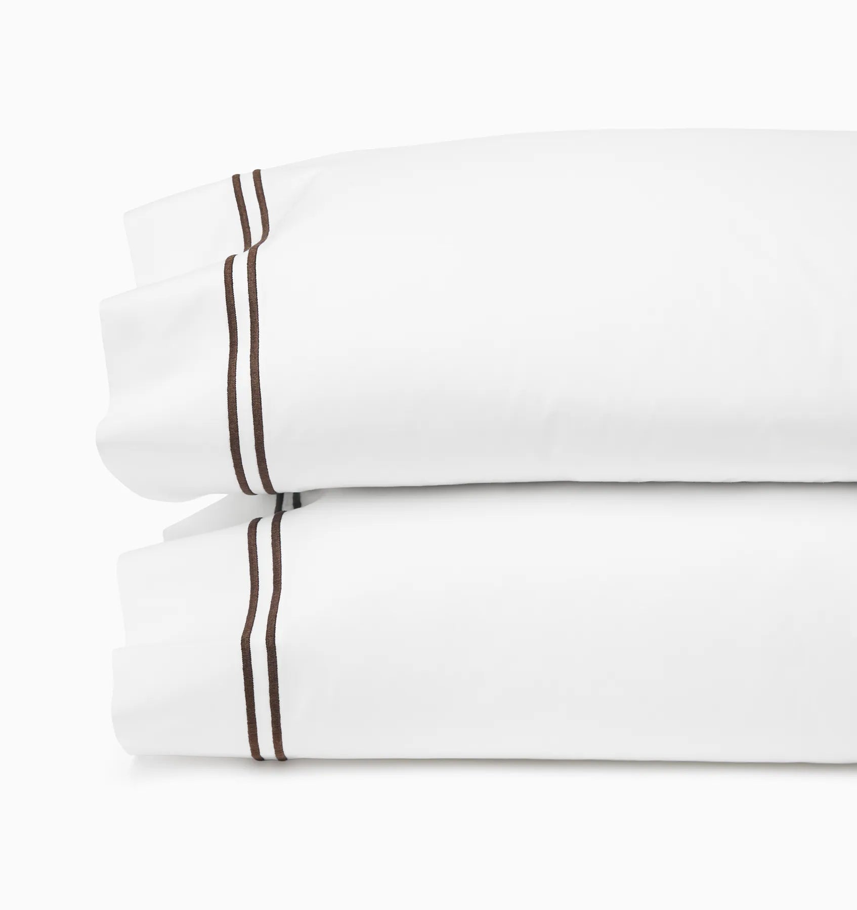 Grande Hotel pillowcase pair stacked in white/mocha