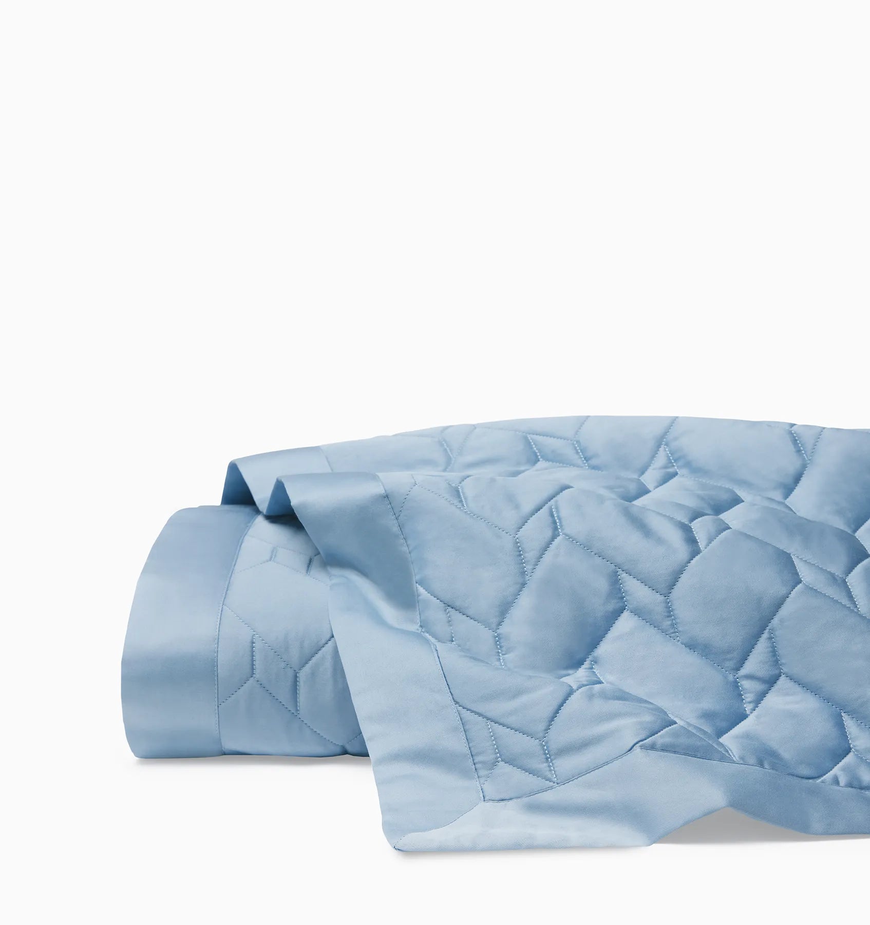 Palatino quilt in sea on a white background