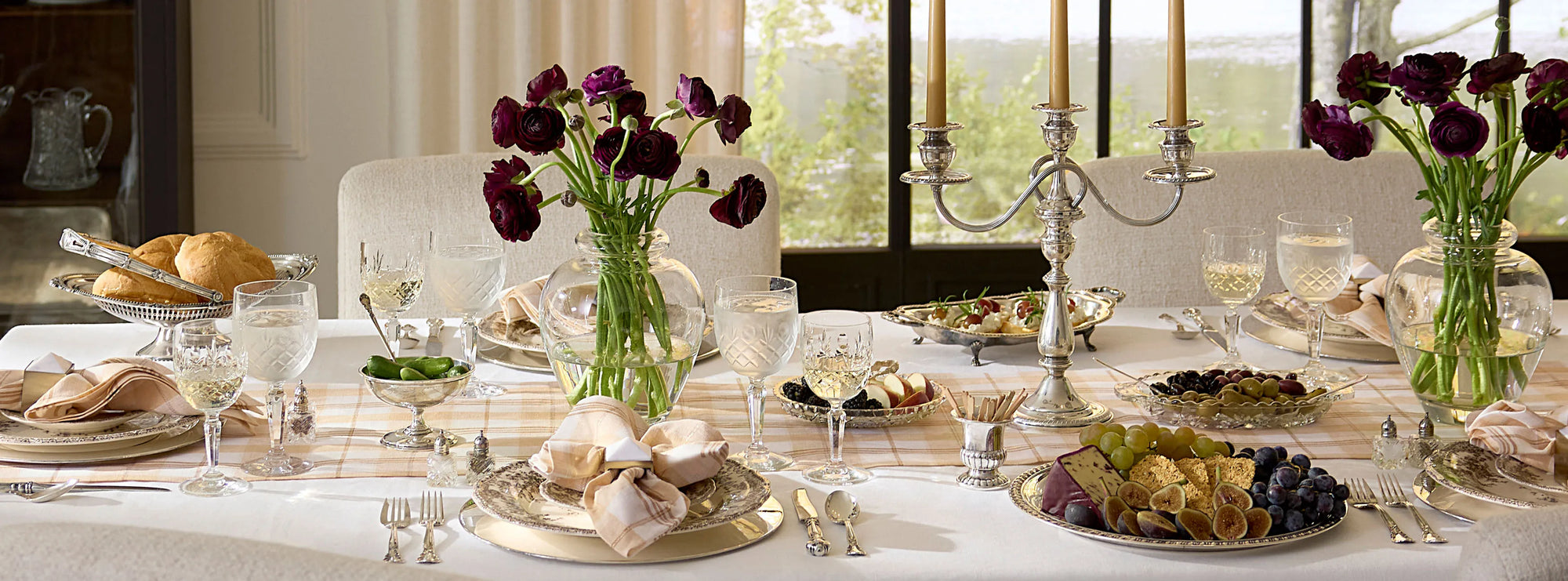 Masseria almond/oyster table runner and napkins with white festival tablecloth
