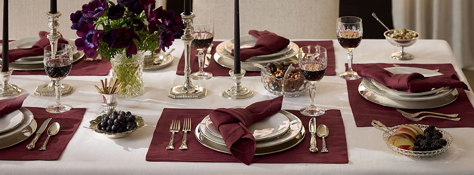 Festival table linens