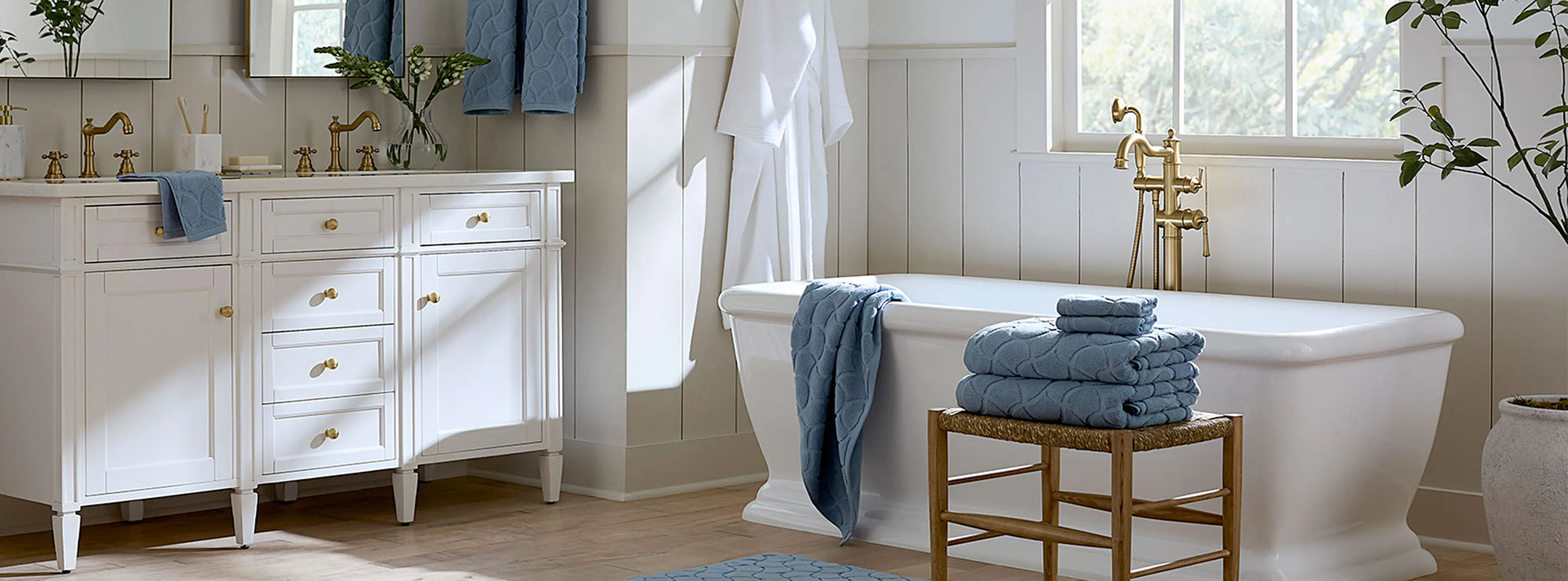 Oasi Sea Bath towels and tub mat