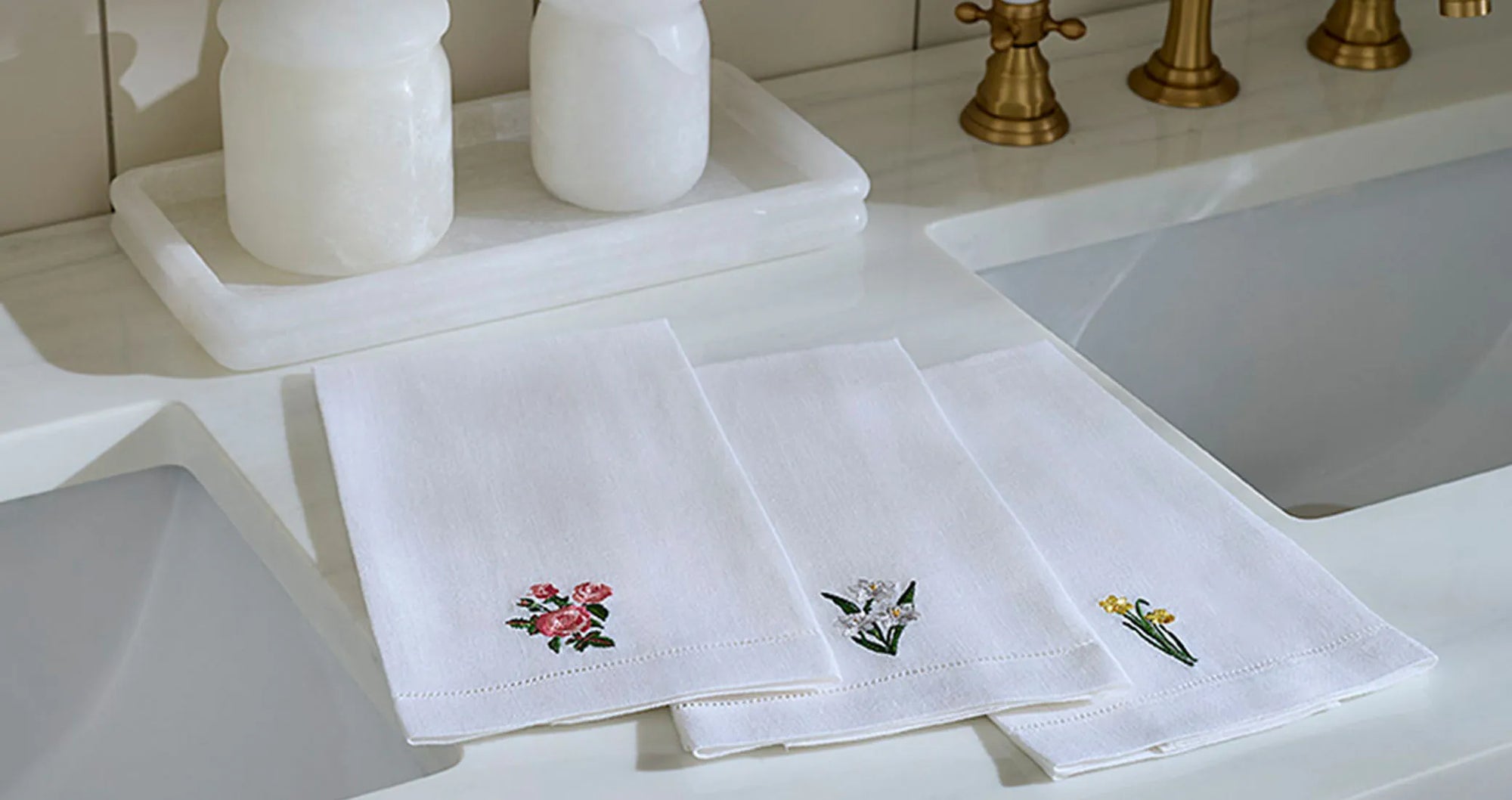 Fiorenza monthly guest towels