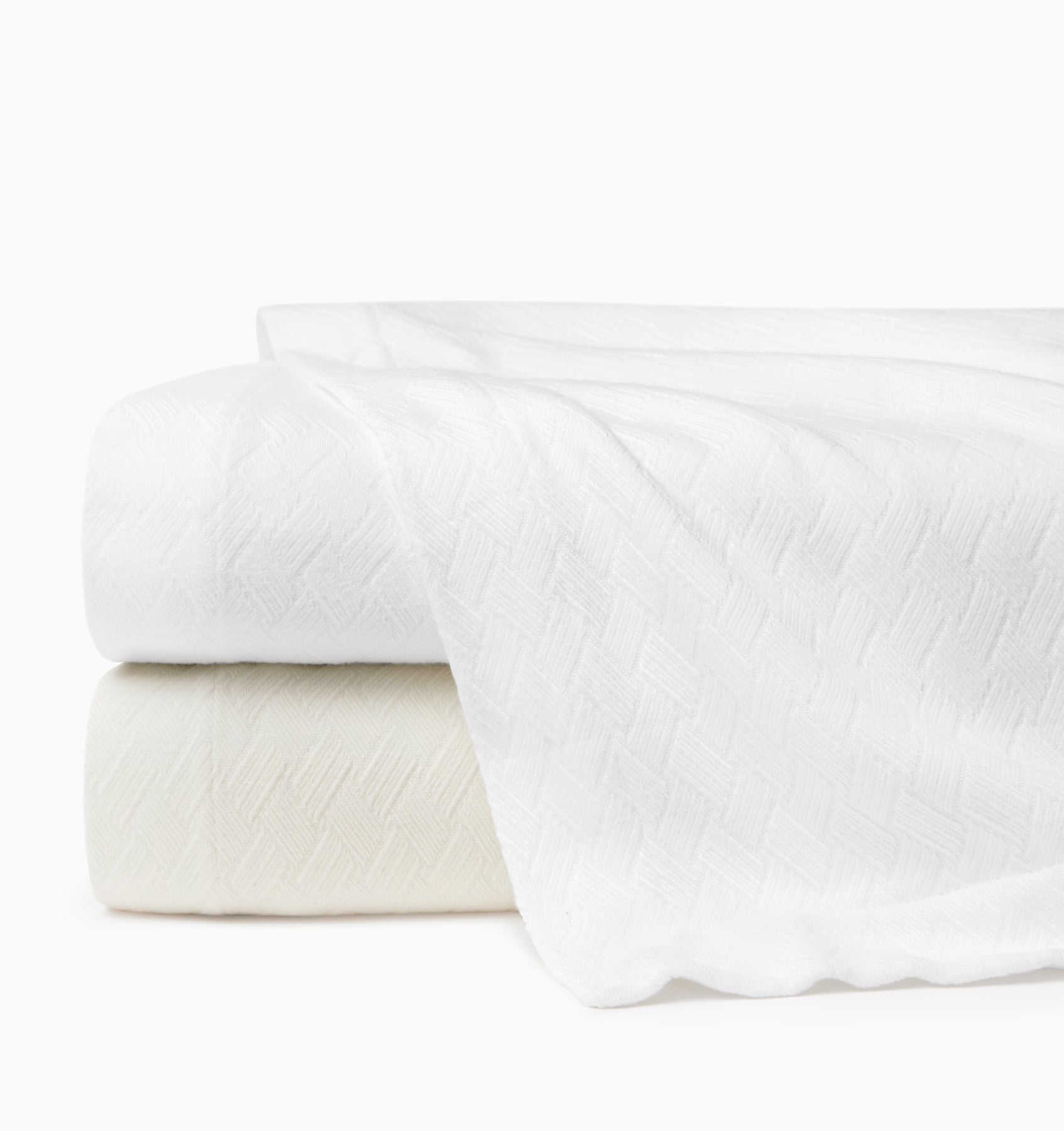 Spinato blanket in white & ivory stacked