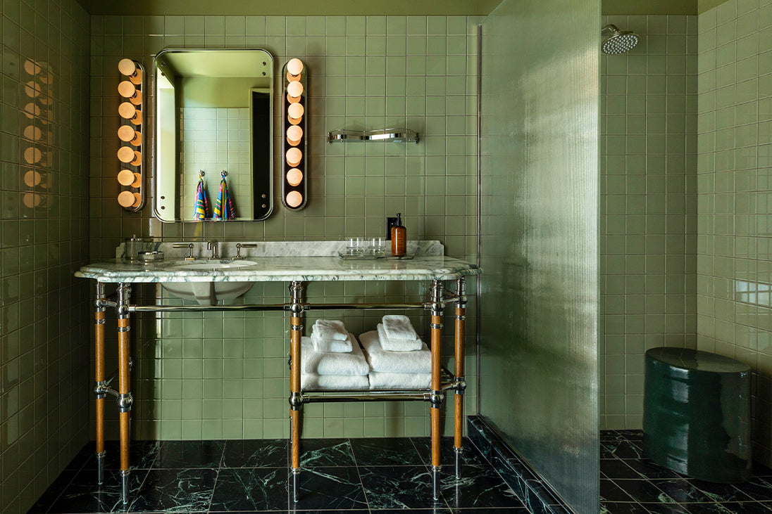 image_alt_placeholder
