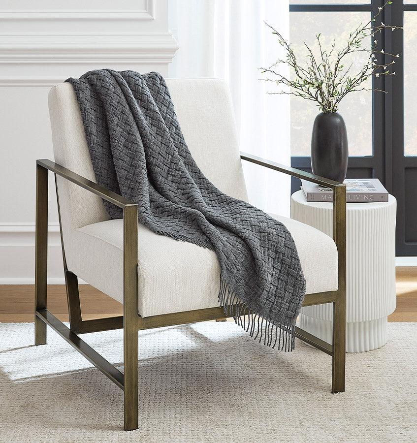 image_alt_placeholder