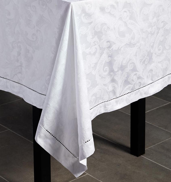 Acanthus Tablecloth