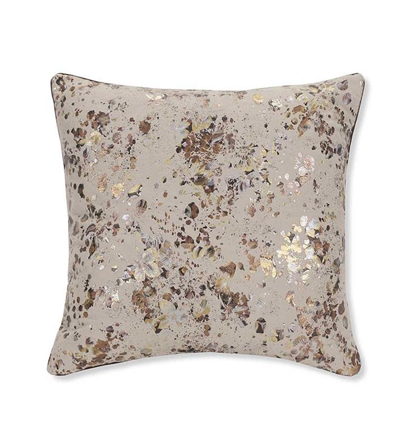 SFERRA Manto Decorative Pillow is embellished with glimmering painterly highlights that dapple flecks of metallic gold, silver, and bronze along its surface.